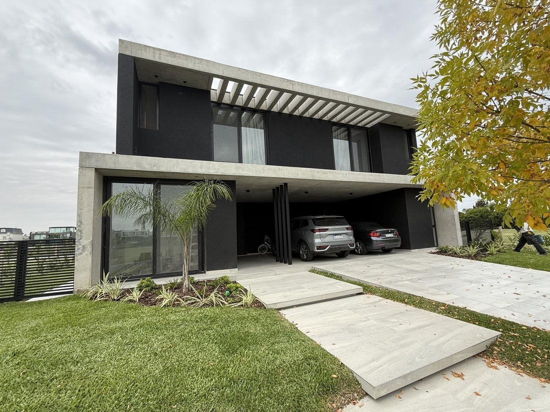 House in Tigre, Buenos Aires Province, Argentina 4 - 18295536