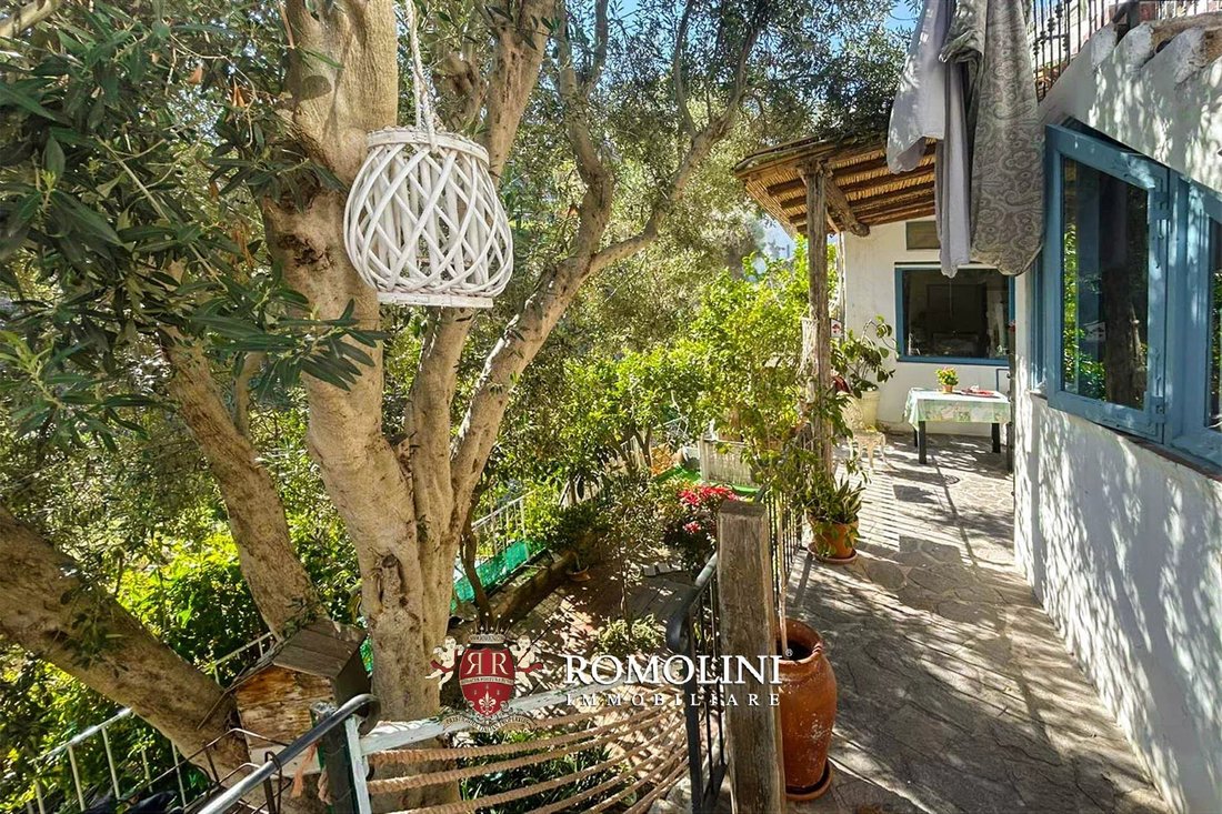 Villa in Lipari, Sicily, Italy 2 - 15666589
