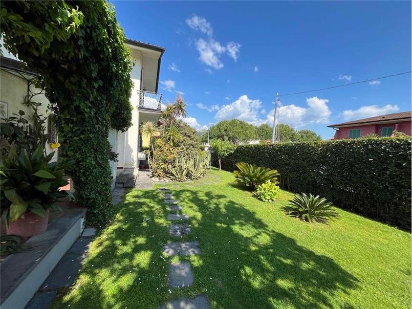 Villa in Center, Forte dei Marmi, Tuscany 4 - 18290836