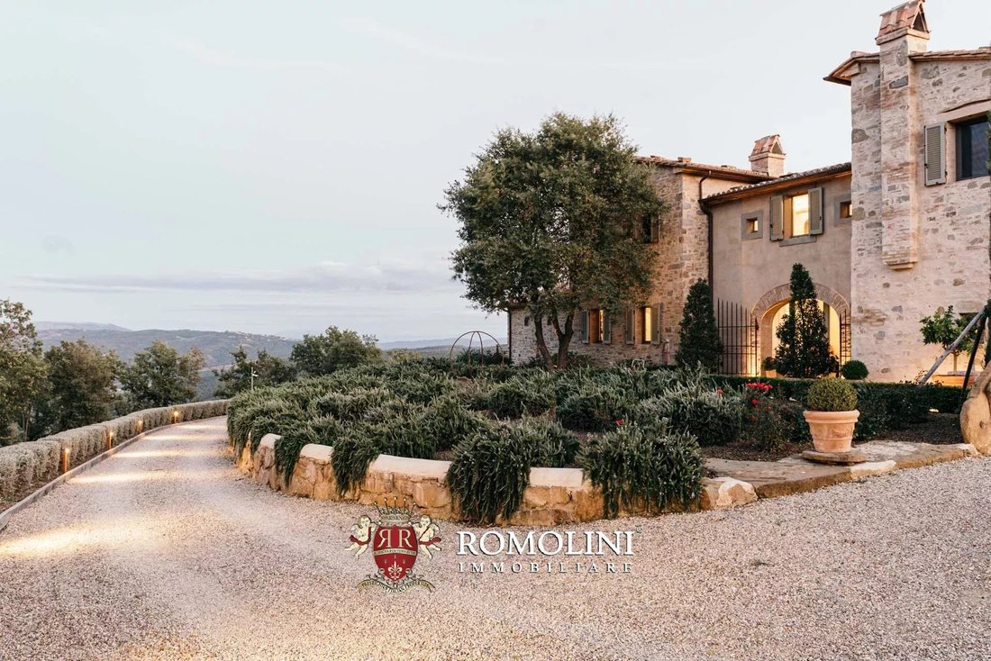 Villa in Passignano sul Trasimeno, Umbria, Italy 5 - 16991149