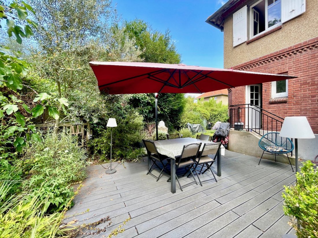 House in Plateau Ouest, Suresnes, France 1 - 17241375