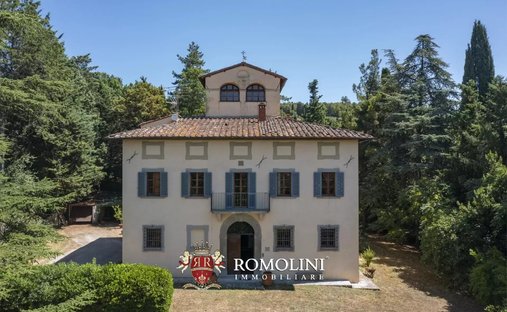 Villa in Sansepolcro, Tuscany, Italy 1