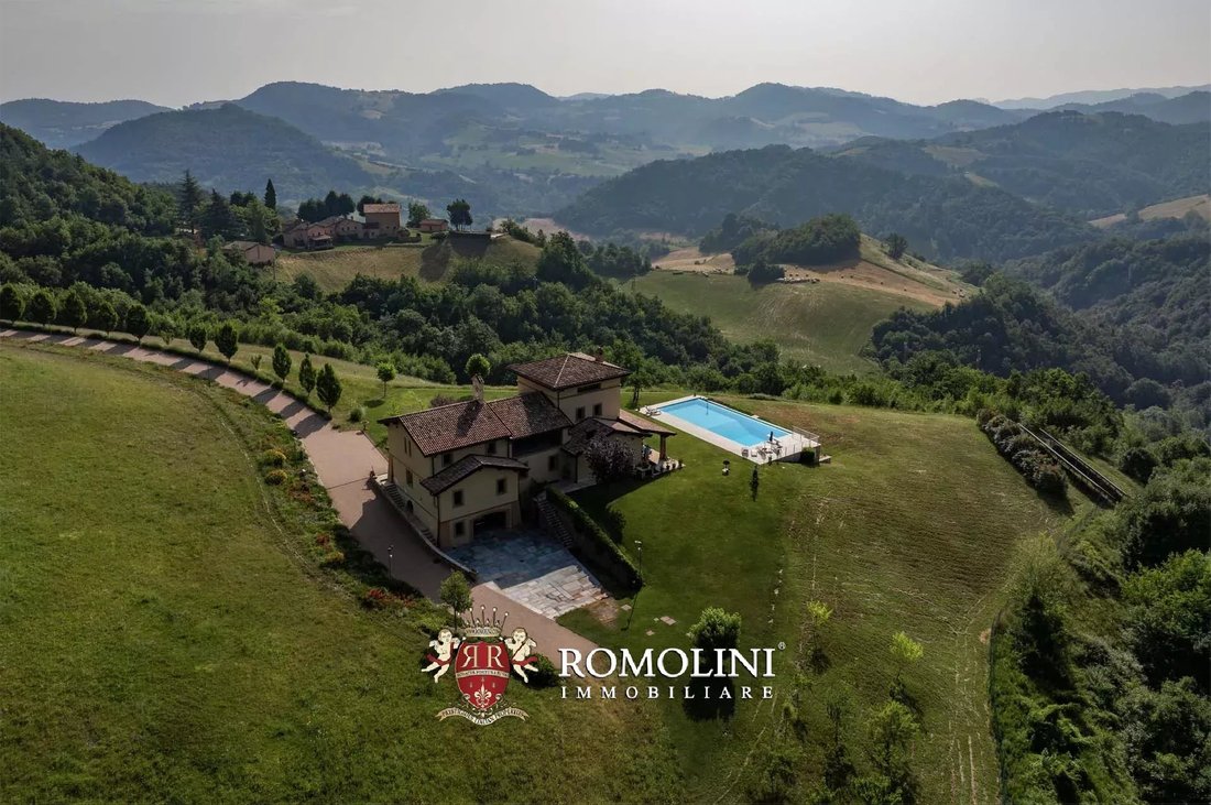 Villa in Canossa, Emilia-Romagna, Italy 5 - 15927885