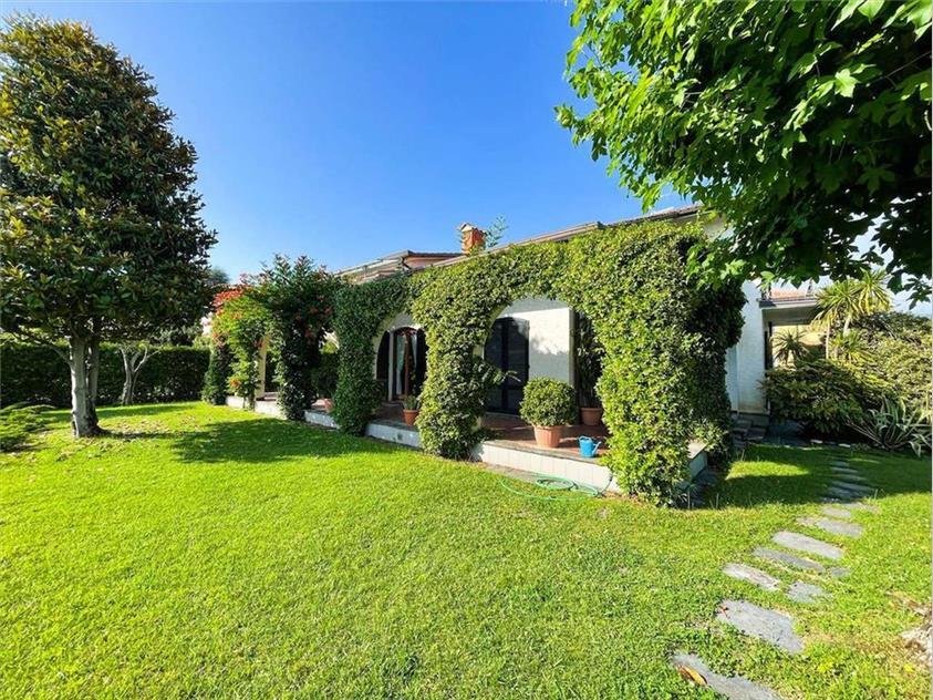 Villa in Center, Forte dei Marmi, Tuscany 1 - 18290836