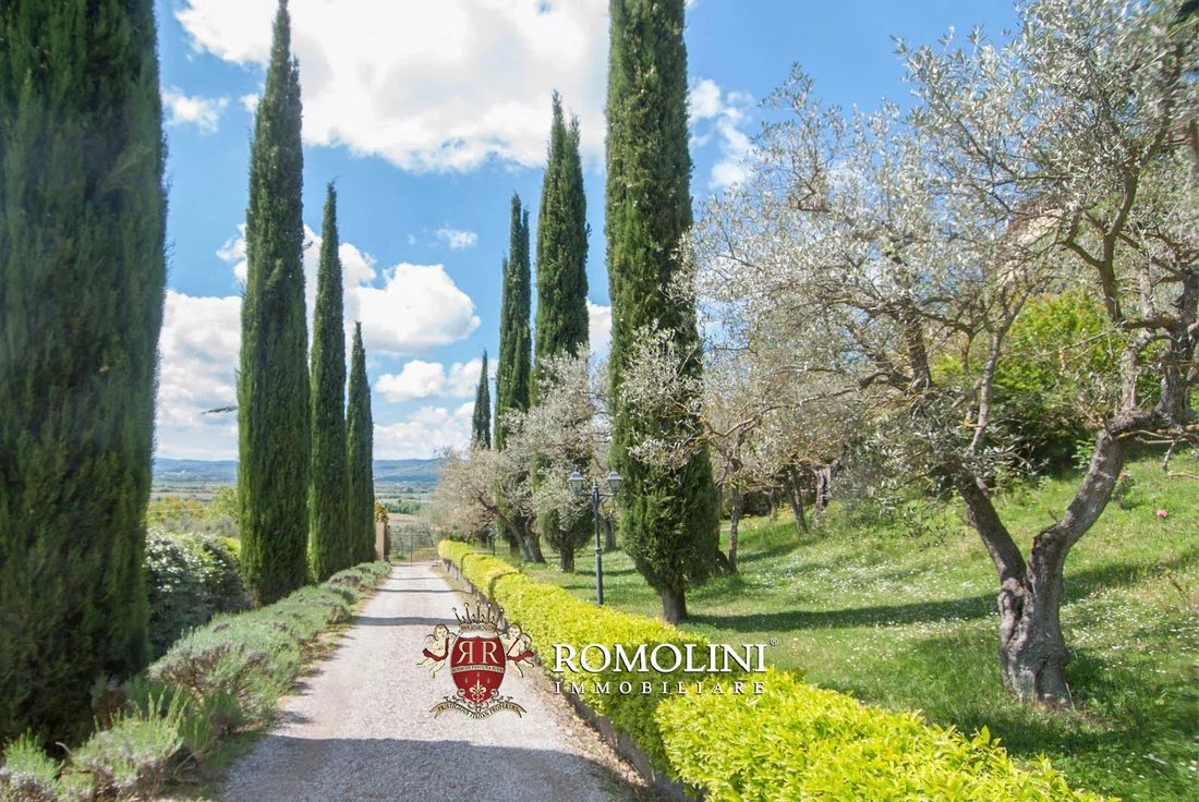 Villa in Center, Arezzo, Tuscany 5 - 15663155