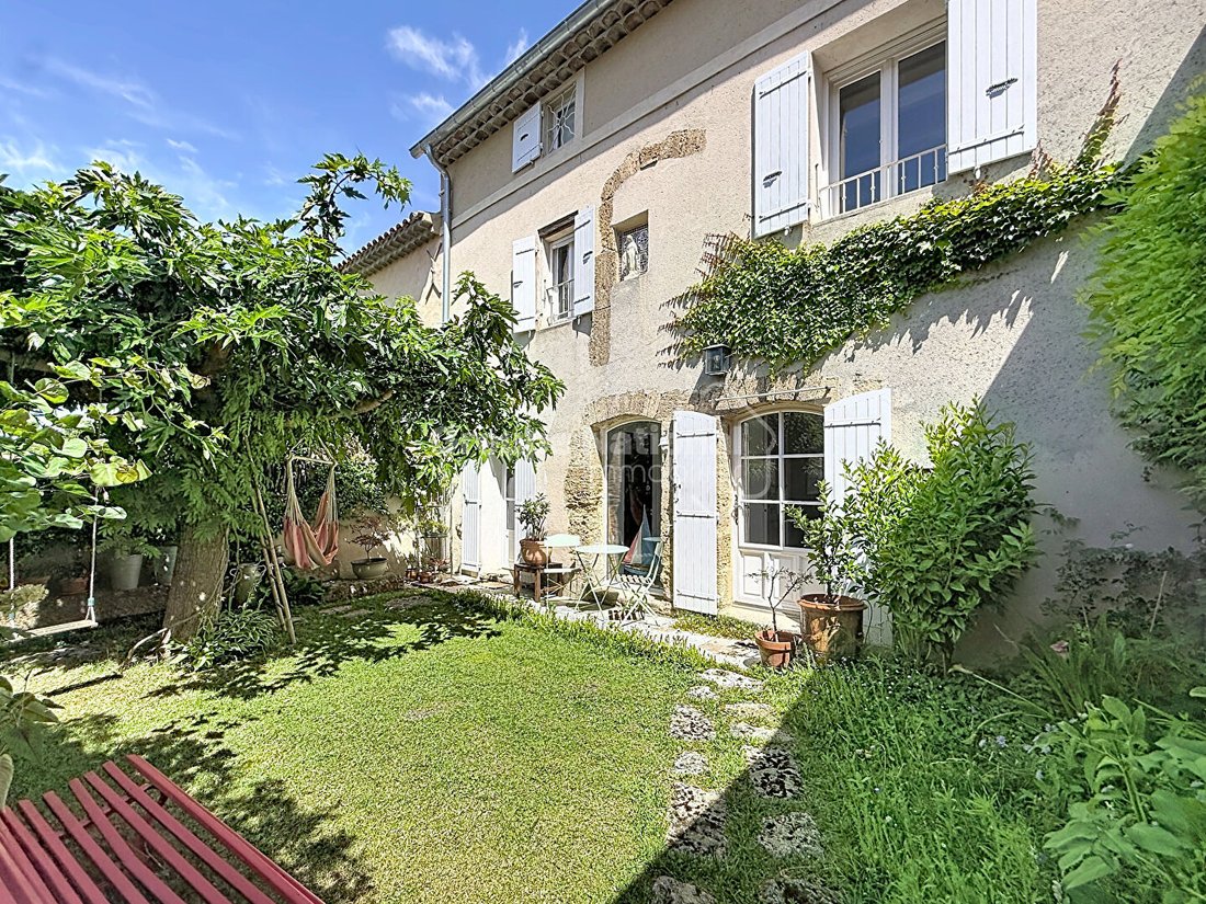 Villa in Taillades, Provence-Alpes-Côte d'Azur, France 1 - 18282893