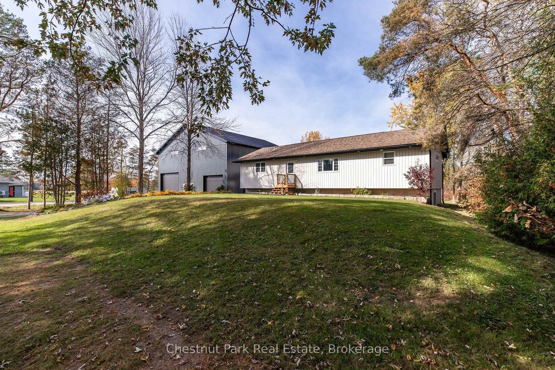 House in Miller Lake, Ontario, Canada 2 - 16705801