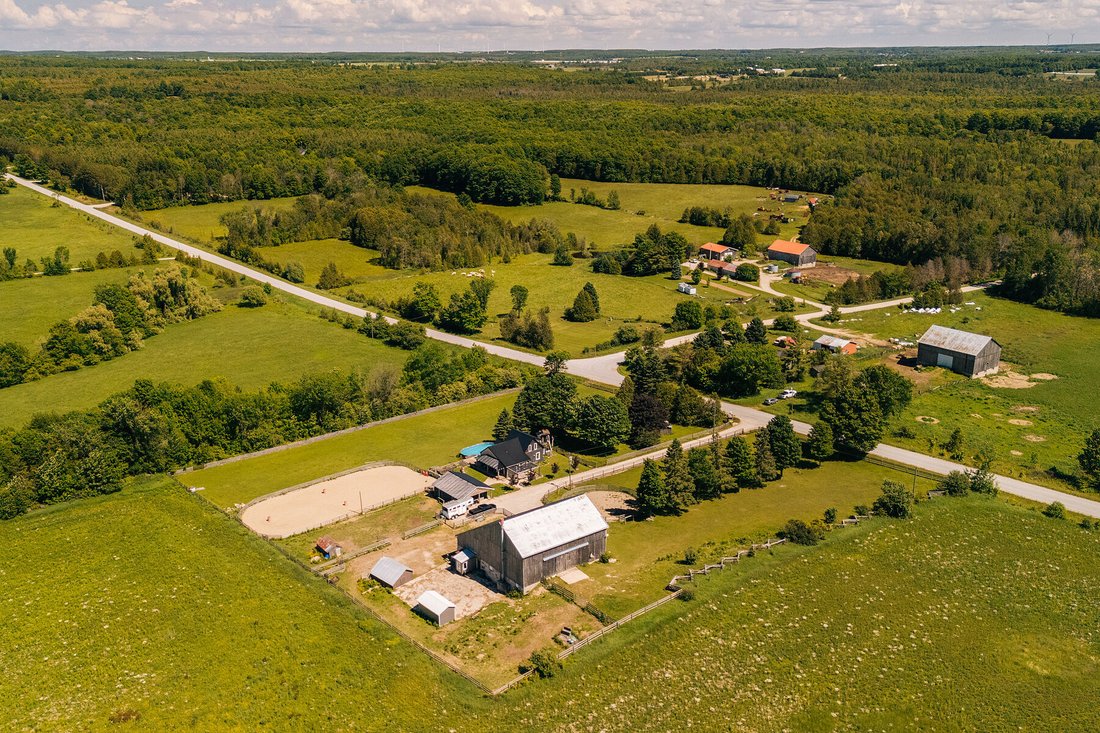 House in Feversham, Ontario, Canada 4 - 18279787