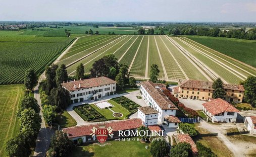 Villa in Morsano al Tagliamento, Friuli – Venezia Giulia, Italy 1