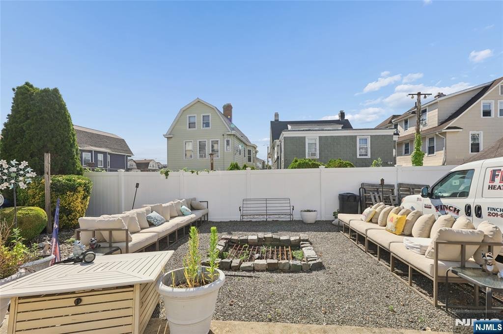 House in Kearny, New Jersey, United States 5 - 18291561