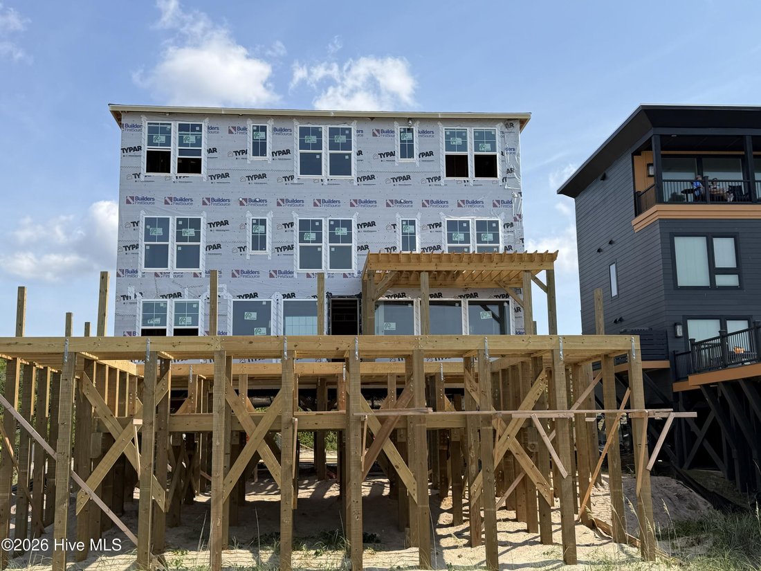 House in Oak Island, North Carolina, United States 1 - 18290626