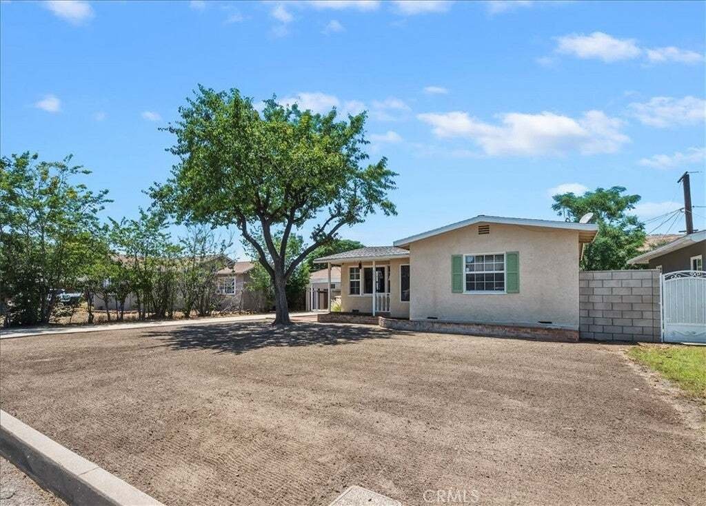House in San Bernardino, California, United States 4 - 17987037