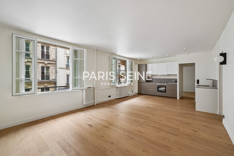 Apartment in Trudaine-Maubeuge, Paris 9e Arrondissement, Paris 1 - 18294223