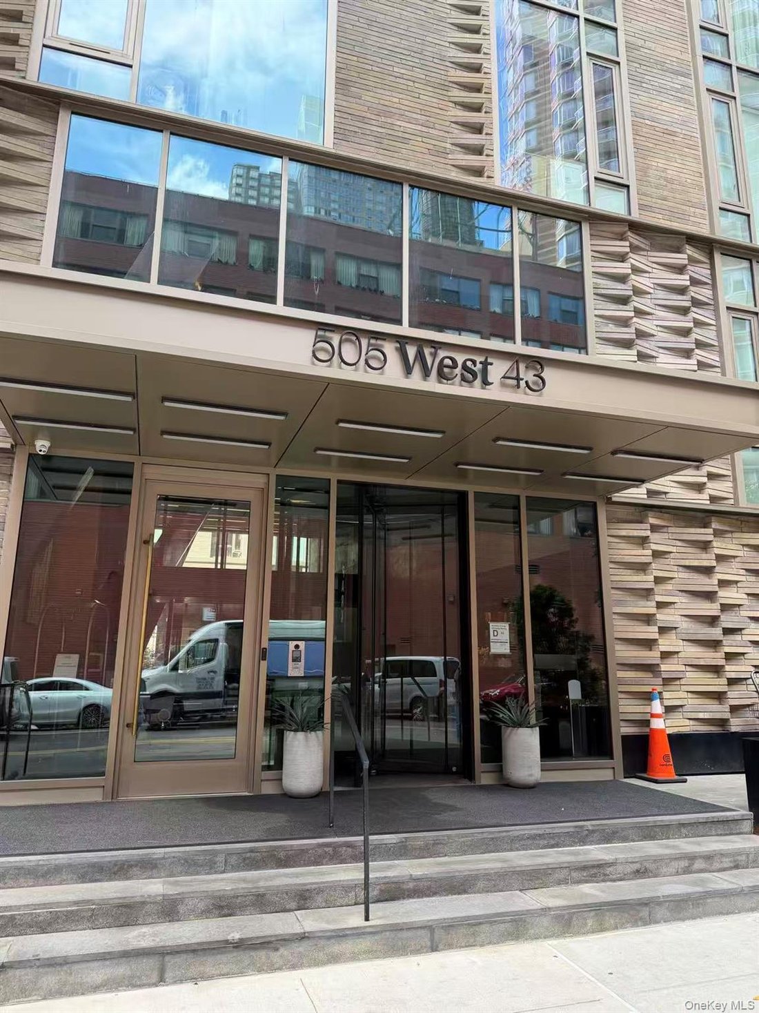 Condo in New York, New York, United States 2 - 18280163