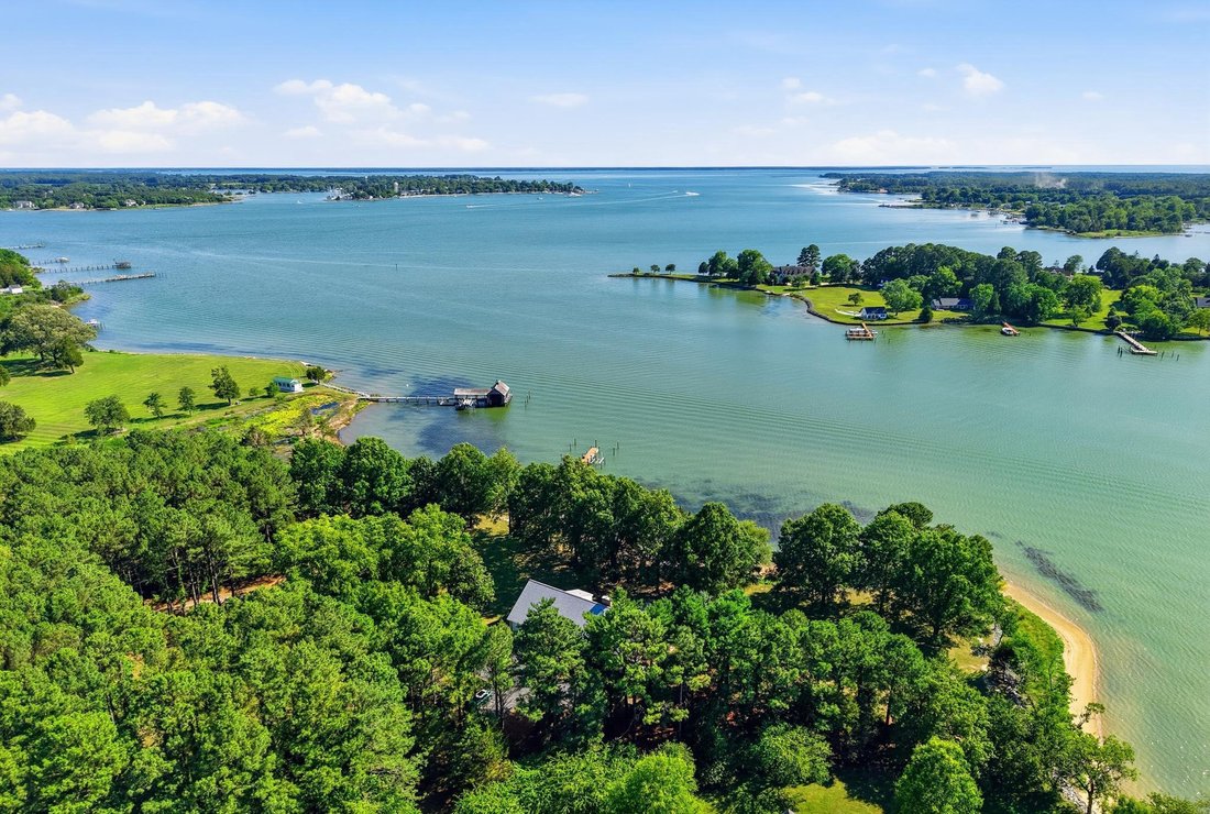 Easton, Maryland, United States 1 - 18289061