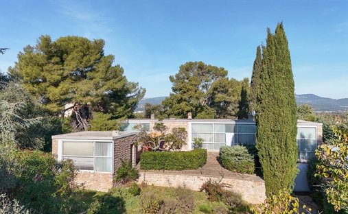 Villa in Sud, Le Pradet, France 1