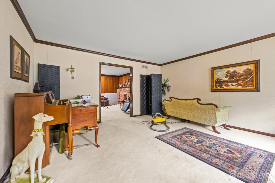House in East Brunswick, New Jersey, United States 5 - 18286082