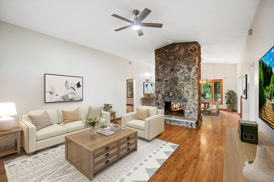 House in Burnsville, Minnesota, United States 3 - 18282754