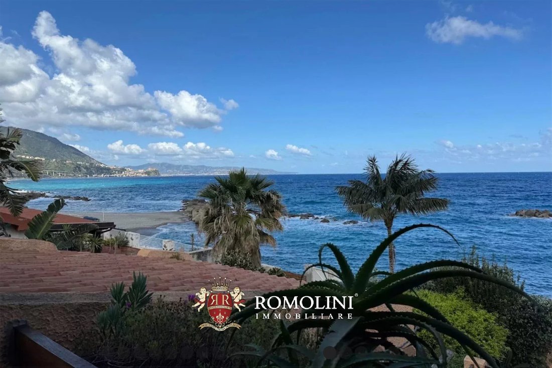 Villa in Scilla, Calabria, Italy 1 - 17100087