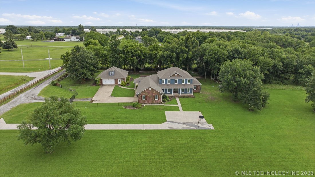 House in Owasso, Oklahoma, United States 4 - 18285322