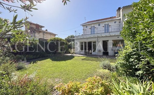 House in Caudéran-Barrière Judaïque, Bordeaux, France 1