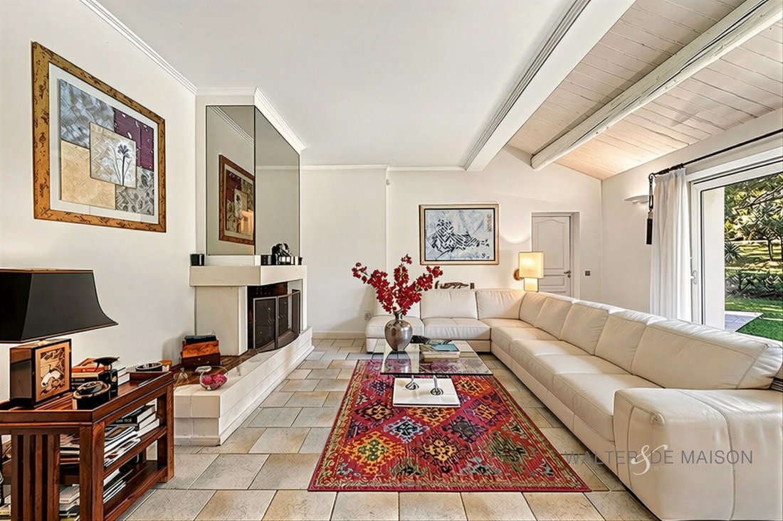 Villa in Ventabren, Provence-Alpes-Côte d'Azur, France 4 - 18294173
