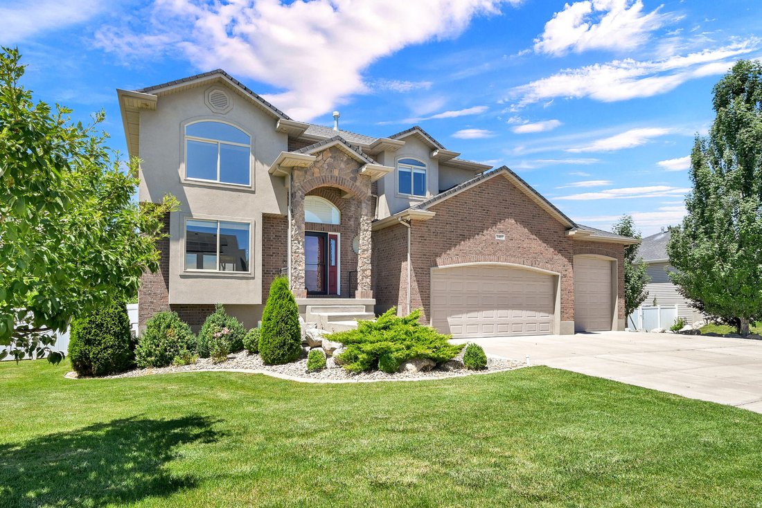 House in Clearfield, Utah, United States 3 - 18288322