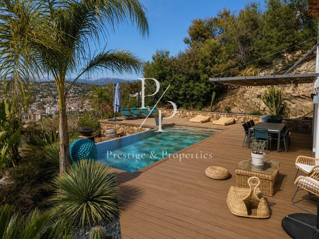 Villa in Cannes, Provence-Alpes-Côte d'Azur, France 4 - 17553254