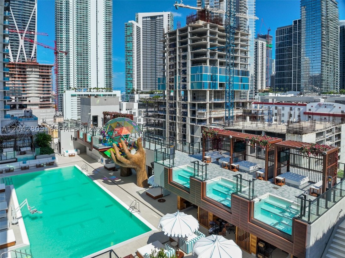 Condo in Miami, Florida, United States 4 - 18291993
