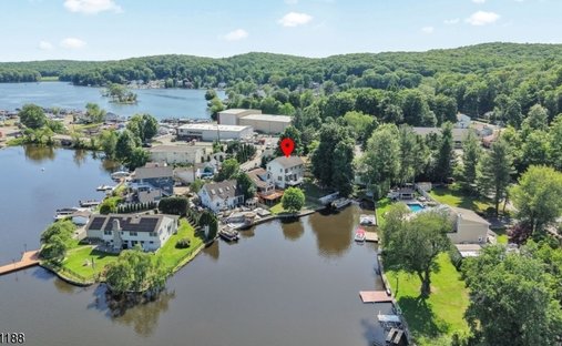 Haus in Jefferson, New Jersey, Vereinigte Staaten 1
