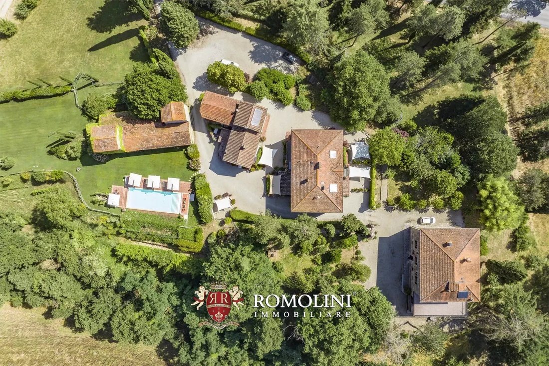 Estate in Anghiari, Tuscany, Italy 4 - 16049694