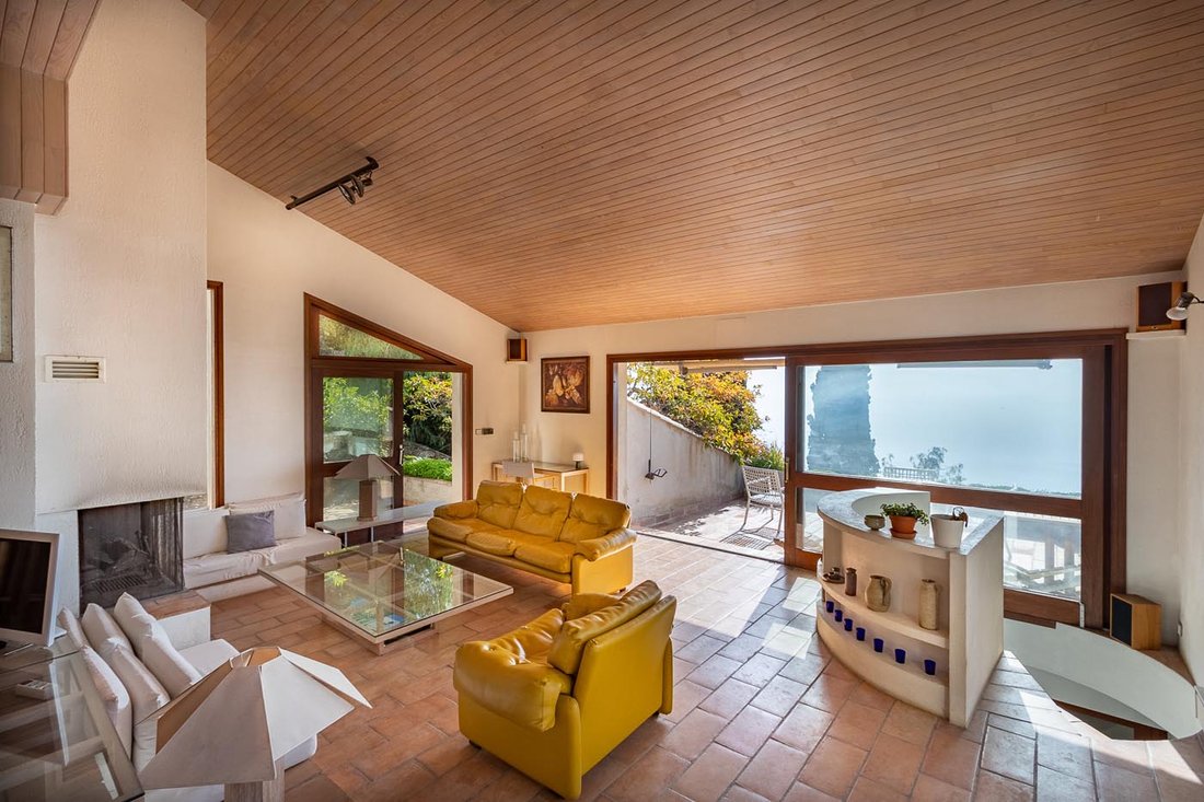 Villa in Village-Cros de Caste-Coupiere-Mont Gros, Roquebrune-Cap-Martin, France 3 - 18289716