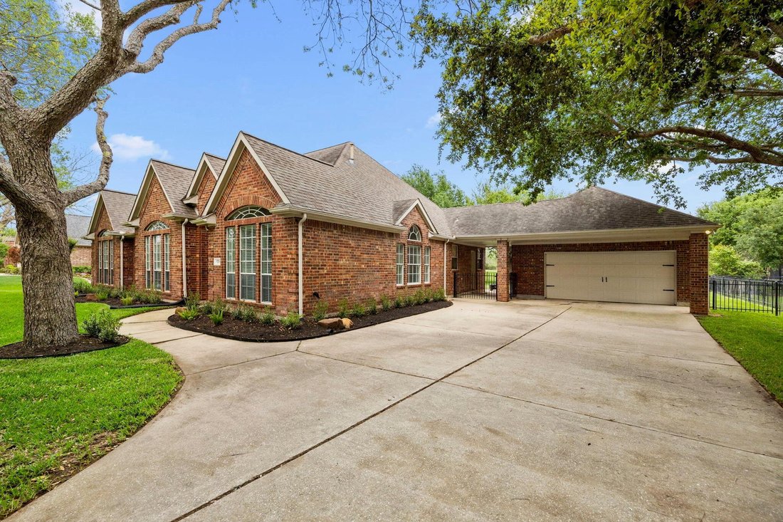 House in Fulshear, Texas, United States 4 - 18288527
