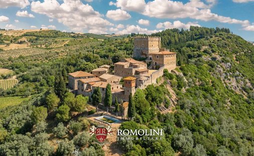 Castello a Castiglione d'Orcia, Toscana, Italia 1