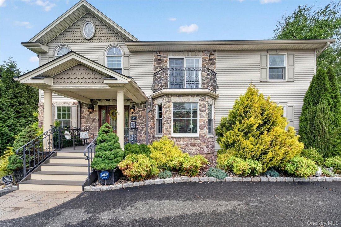 House in Pearl River, New York, United States 4 - 18281319