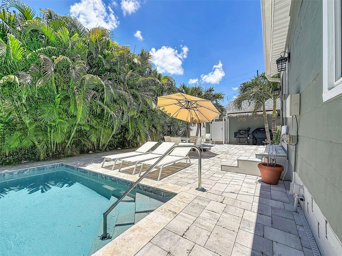 House in St. Petersburg, Florida, United States 3 - 18280967