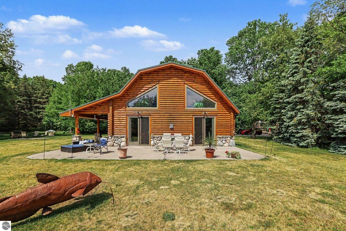 House in Alden, Michigan, United States 2 - 18293043