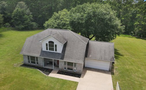 House in Montgomery, Texas, United States 1
