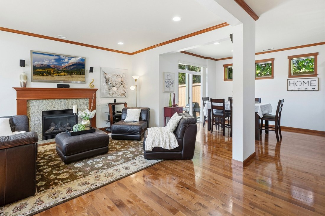 House in Bothell, Washington, United States 3 - 18295040
