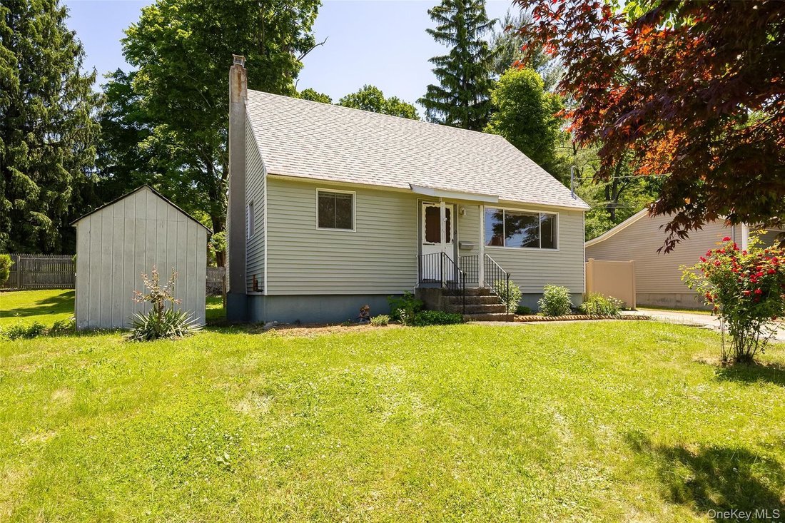 House in Beacon, New York, United States 1 - 18142268