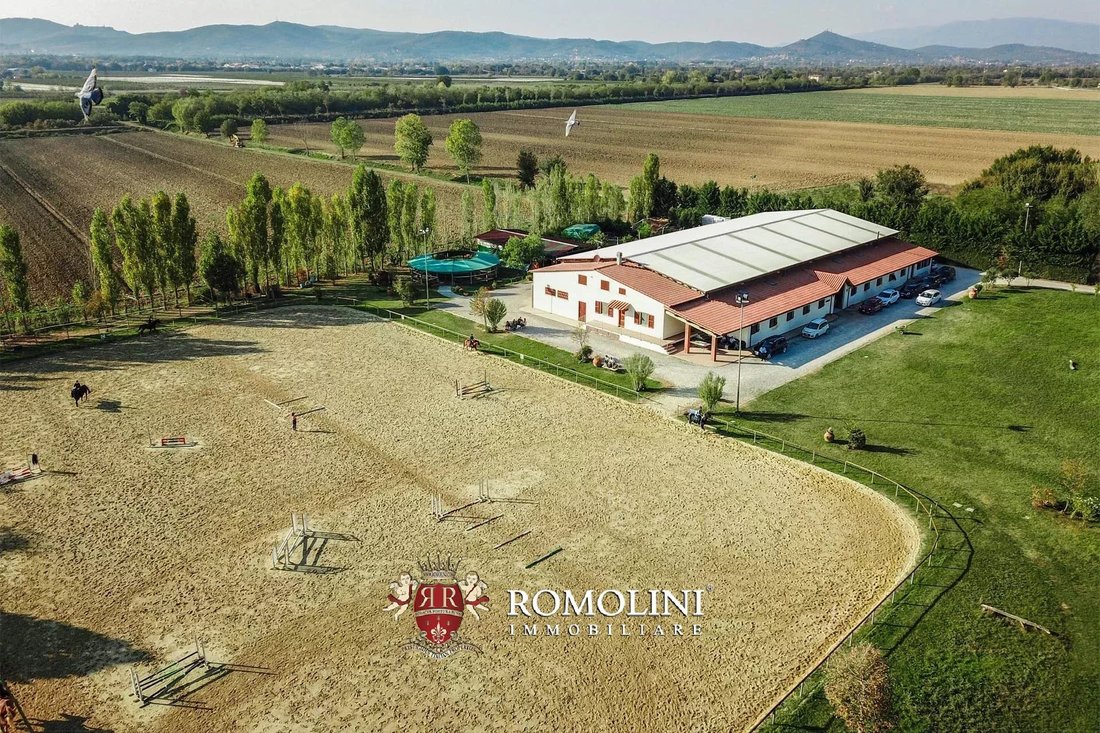 Estate in Center, Arezzo, Tuscany 1 - 17732894