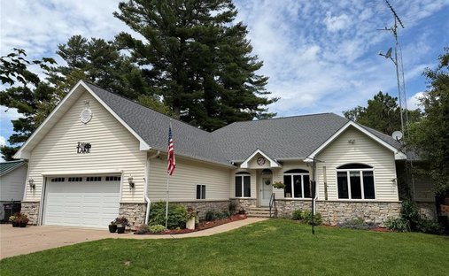 House in New Auburn, Wisconsin, United States 1