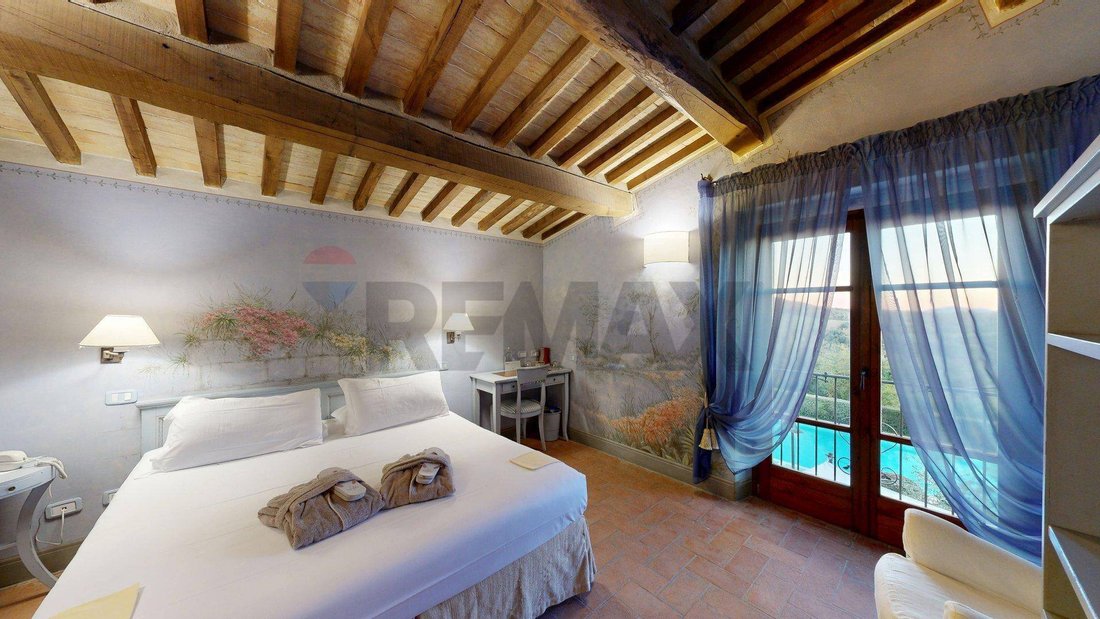 Roccastrada, Tuscany, Italy 4 - 18276127