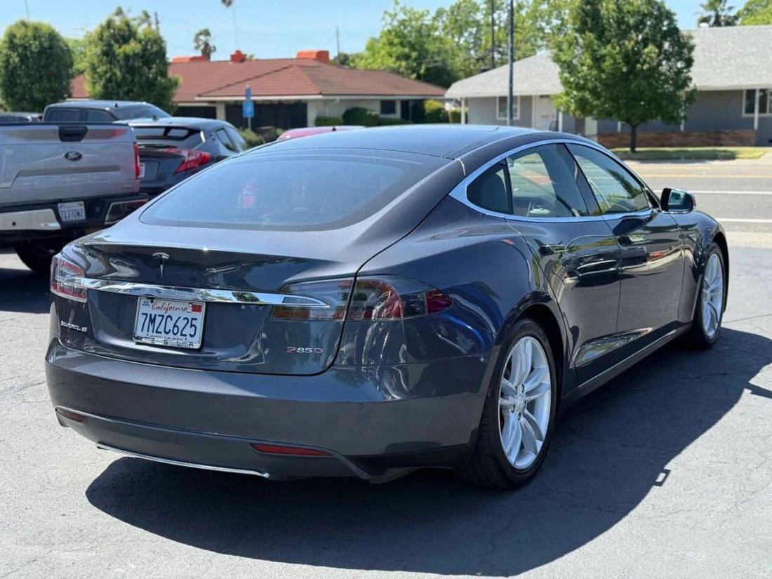 Sedan in Sacramento, CA, United States 5 - 18291406