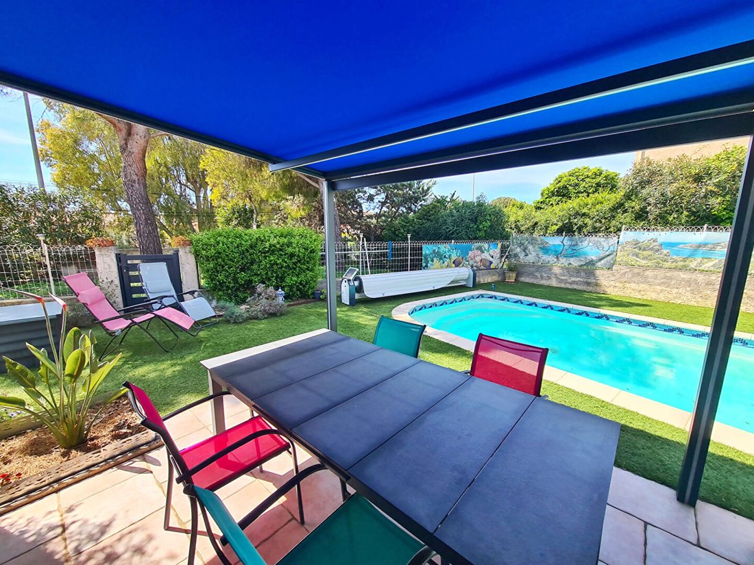 Villa in Nord, Sanary-sur-Mer, France 2 - 18286964