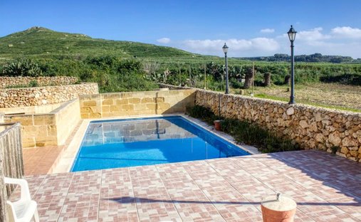 Villa in San Lawrenz, Malta 1