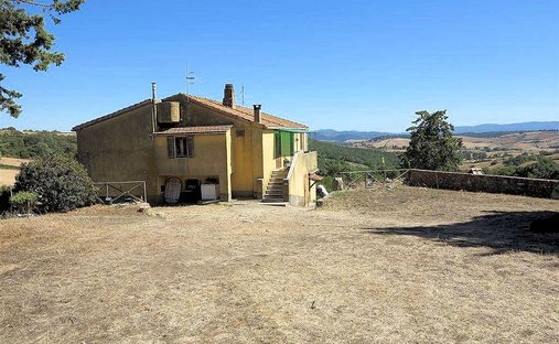 Country House in Magliano in Toscana, Tuscany, Italy 1