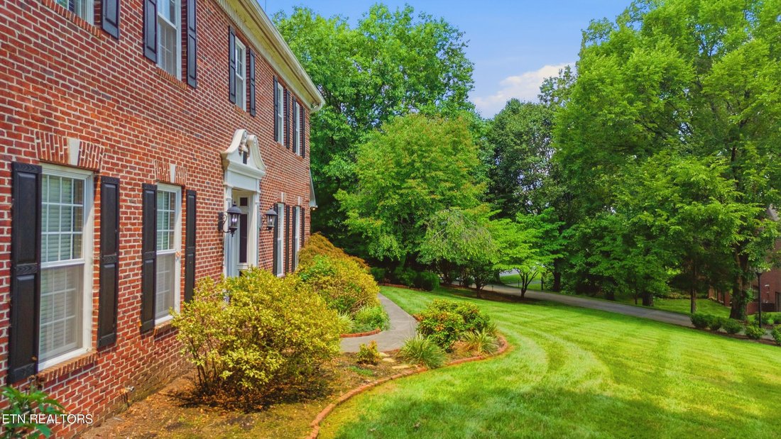 House in Knoxville, Tennessee, United States 4 - 17539365