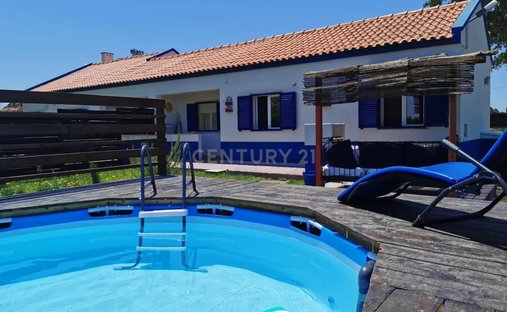 Farm Ranch in Moita, Setubal, Portugal 1