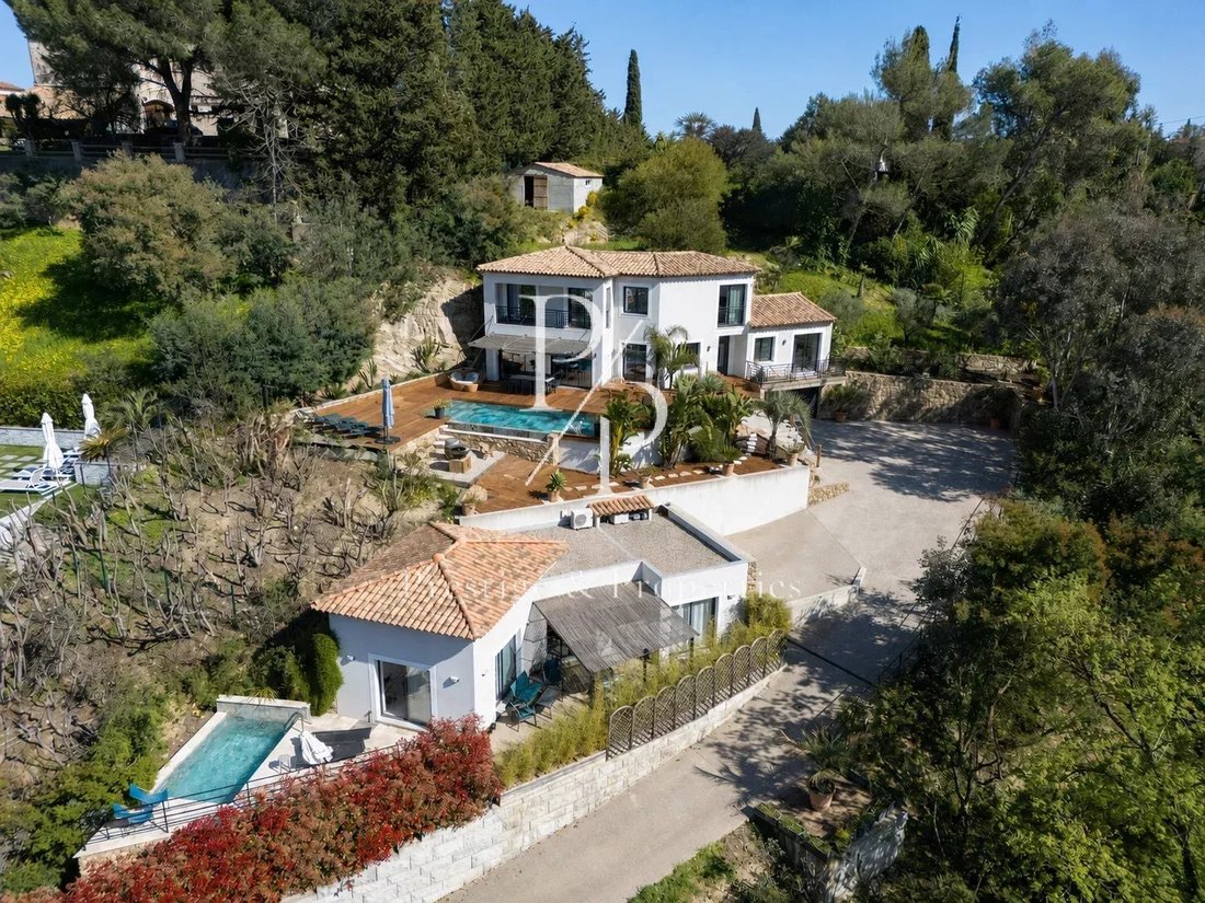 Villa in Cannes, Provence-Alpes-Côte d'Azur, France 2 - 17553254